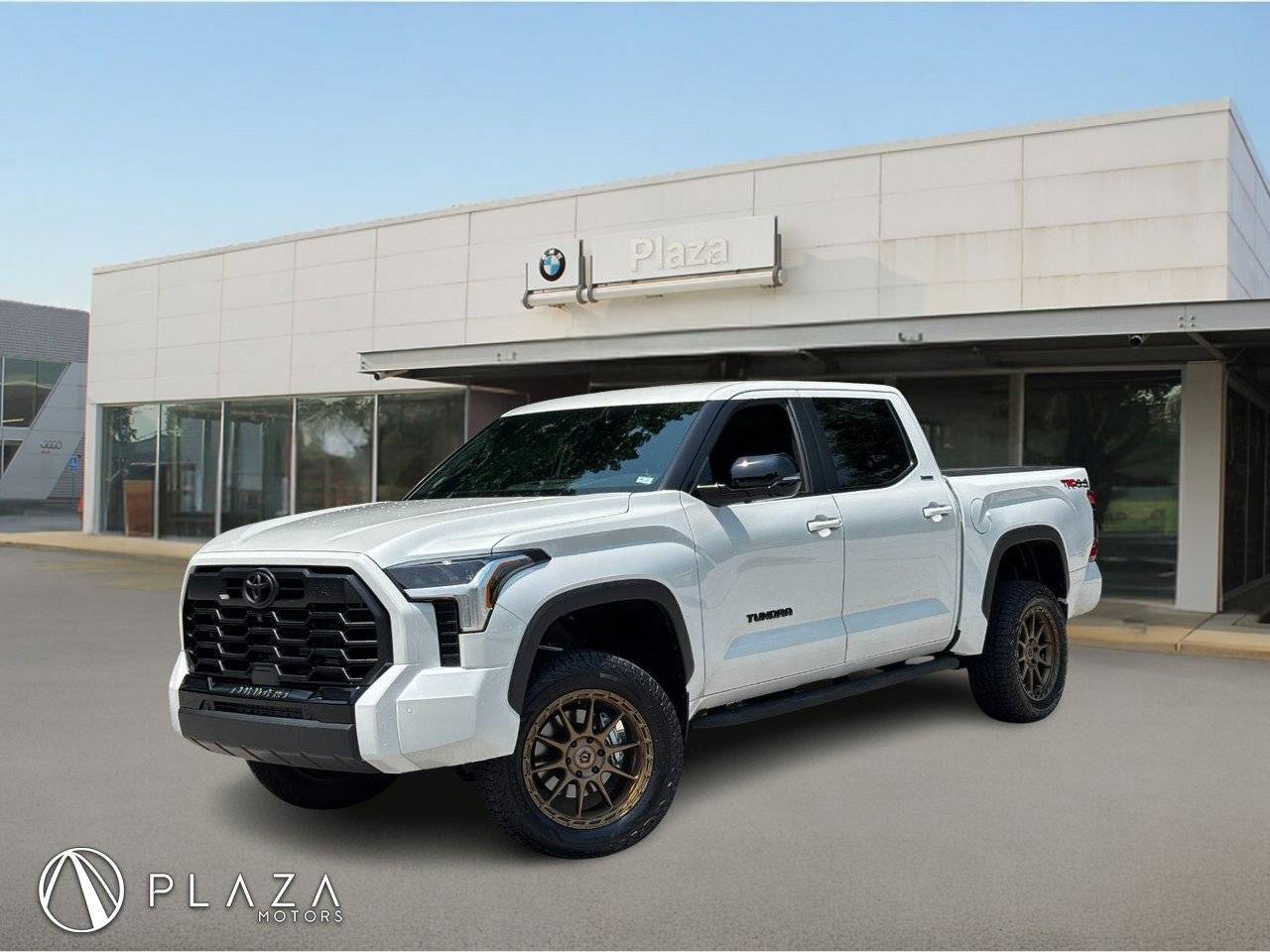 2025 Toyota Tundra Limited — Pickup Truck — 14,572 mi — Creve Coeur, MO