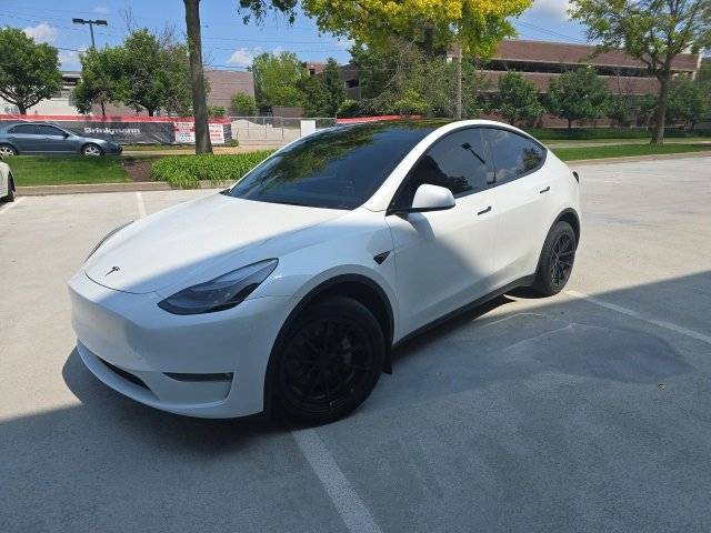 2025 Tesla Model Y Long Range — SUV — 6,543 mi — Creve Coeur, MO
