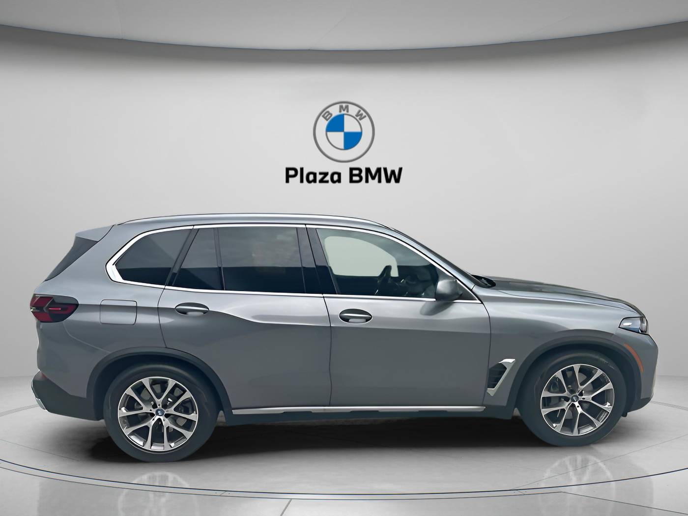 2025 BMW X5 50e — SUV — 1,885 mi — Creve Coeur, MO
