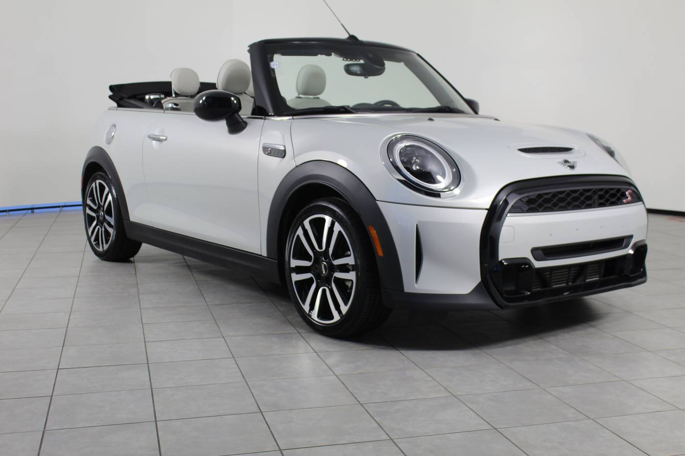 2022 MINI Convertible Cooper S — Convertible — 34,918 mi — Greenville, SC