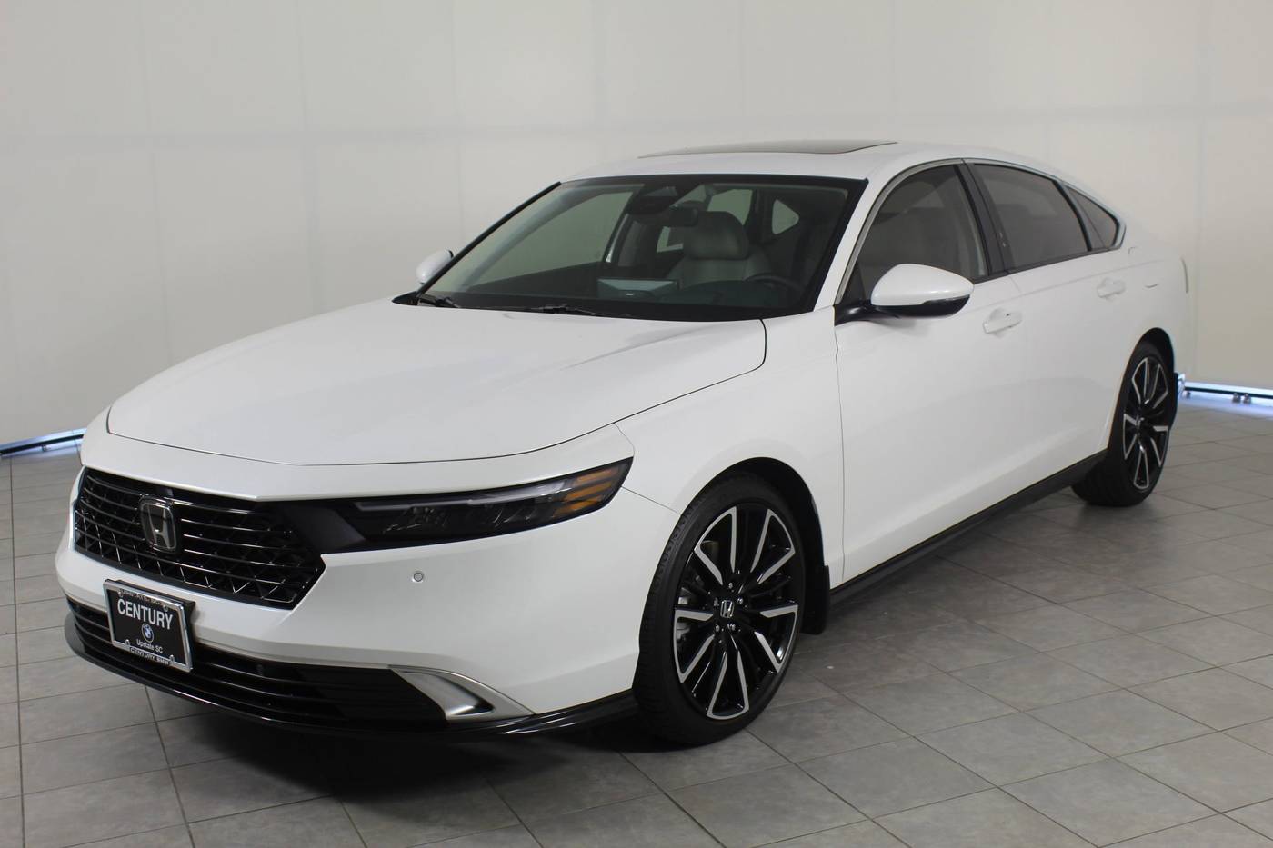 2025 Honda Accord Hybrid Touring — Sedan — 1,127 mi — Greenville, SC