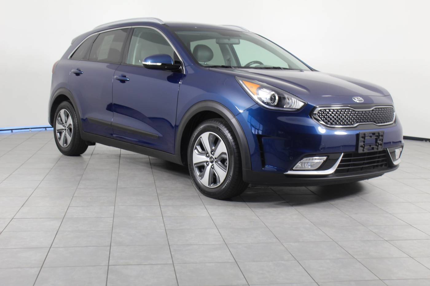 2017 Kia Niro Hybrid Touring — SUV — 104,000 mi — Greenville, SC