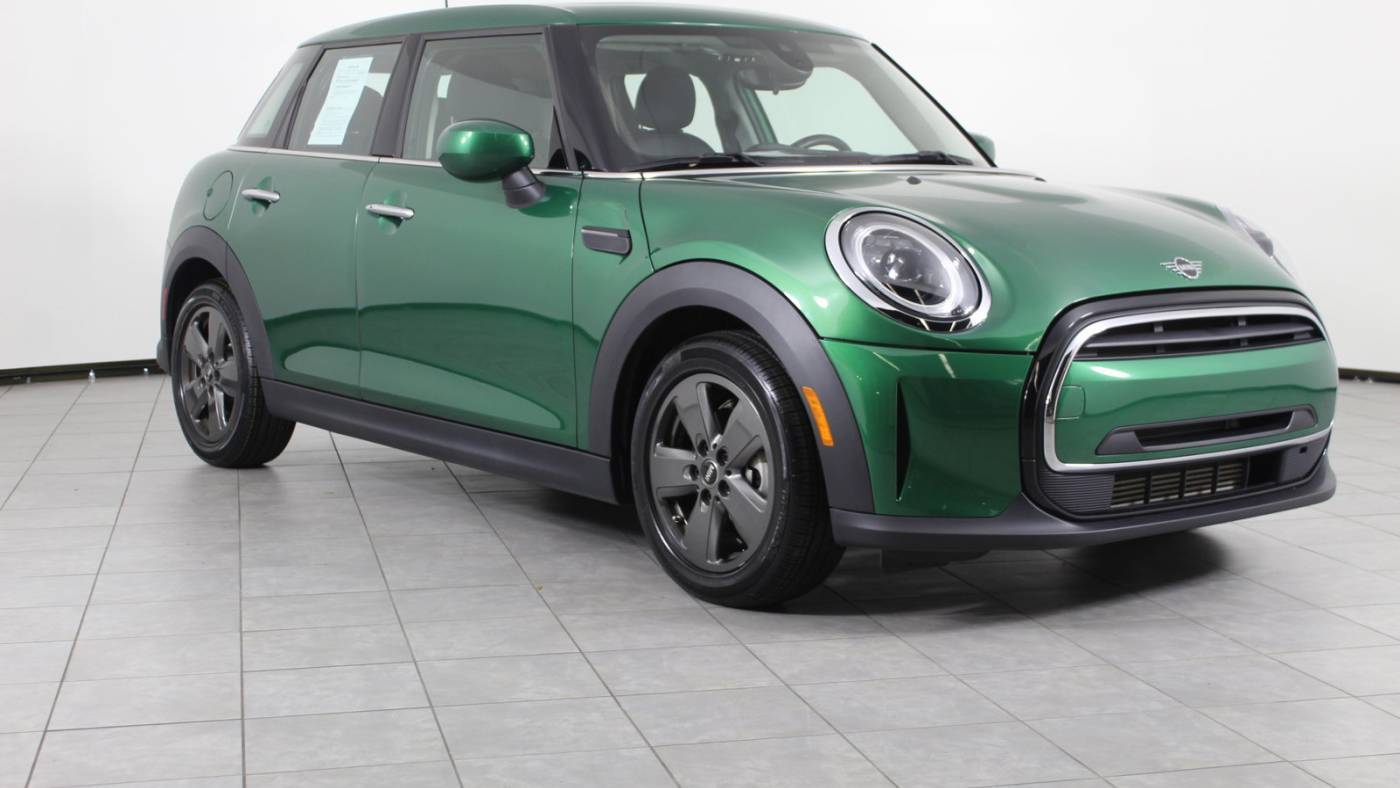 2022 MINI Hardtop Cooper — Hatchback — 26,830 mi — Greenville, SC