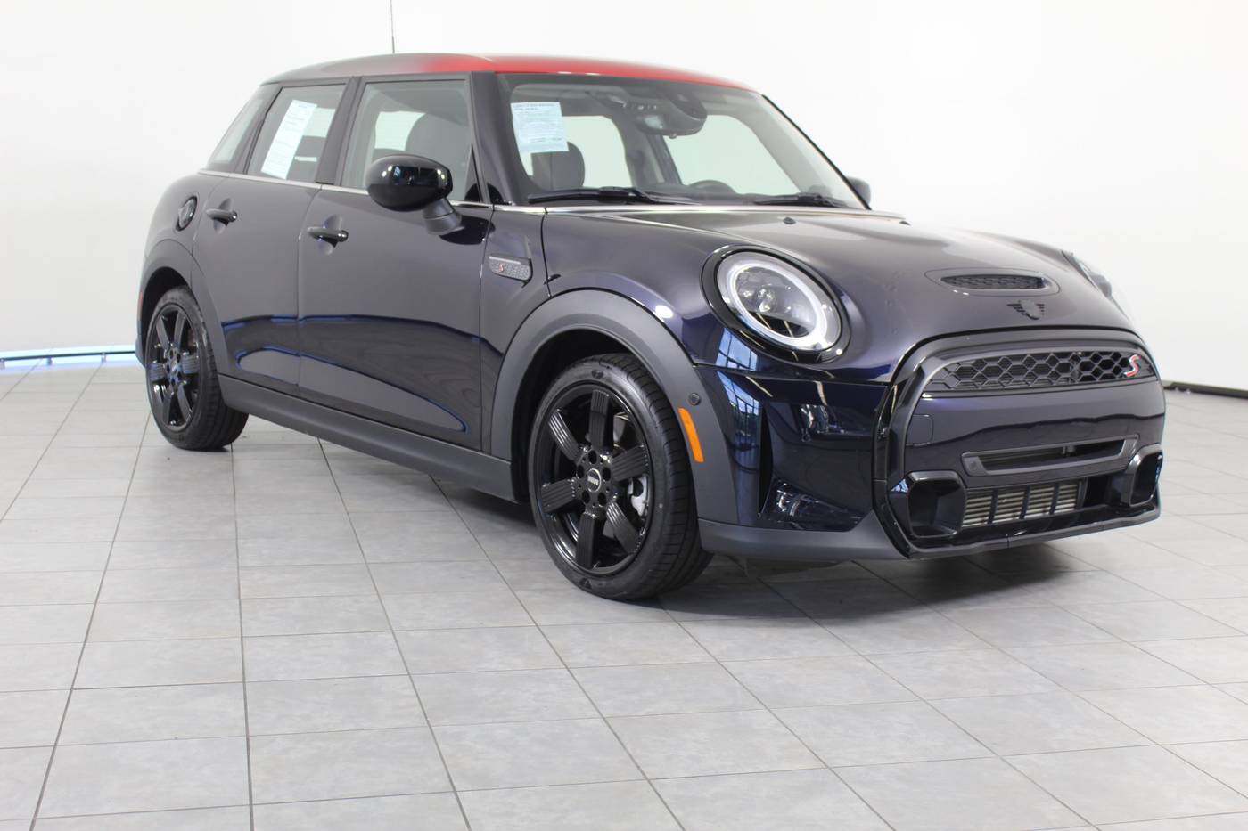 2024 MINI Hardtop Cooper S — Hatchback — 6,348 mi — Greenville, SC