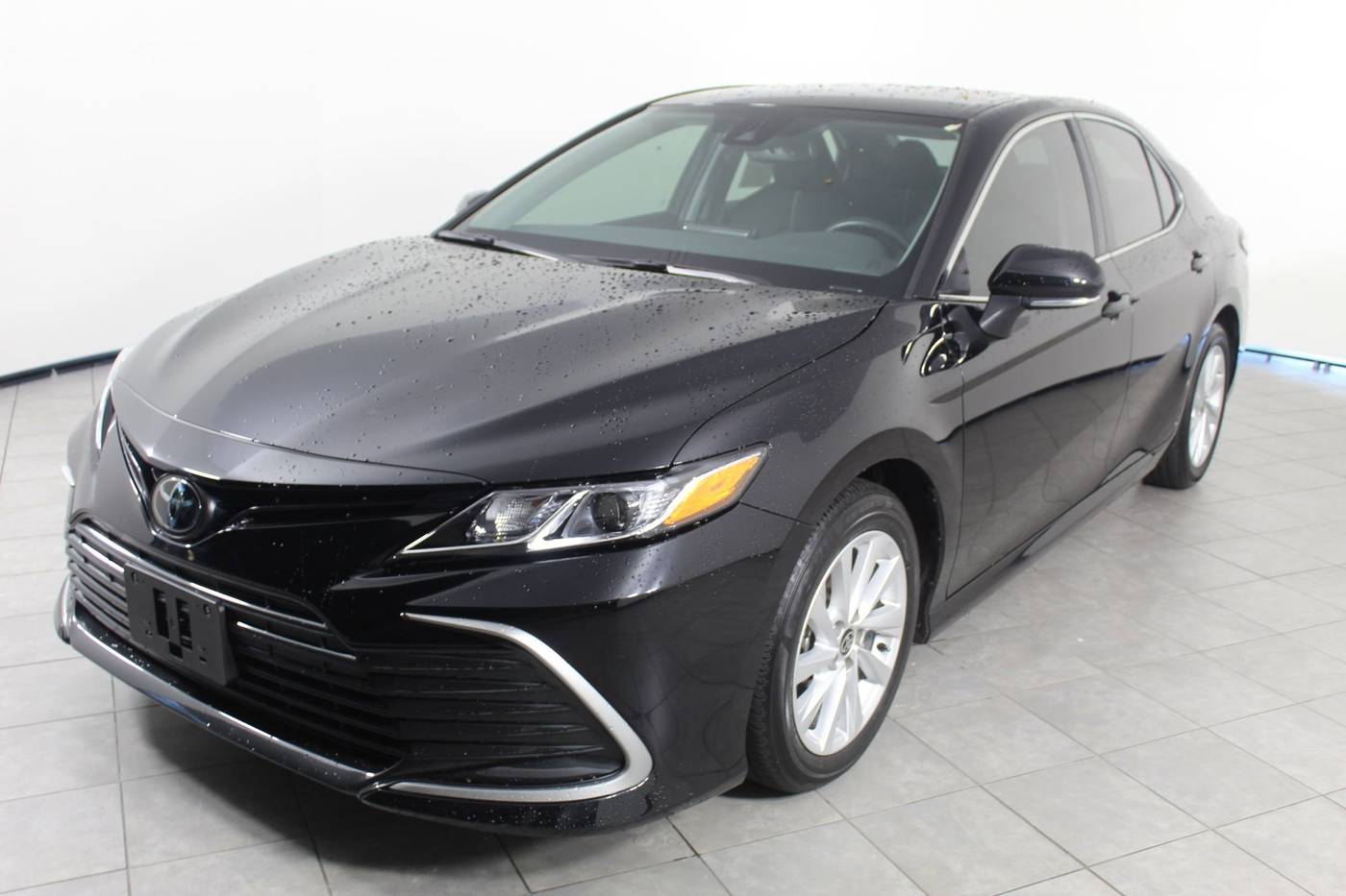 2024 Toyota Camry LE — Sedan — 30,996 mi — Greenville, SC