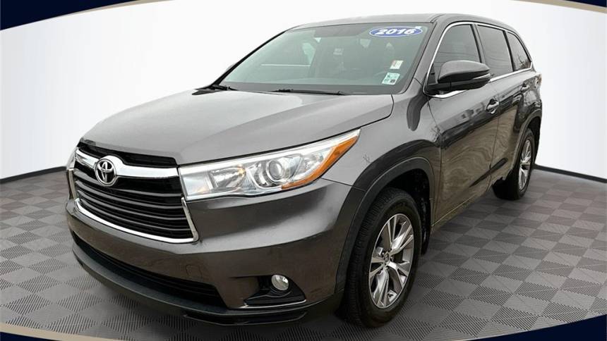 2016 Toyota Highlander LE V6 — SUV — 158,956 mi — Metairie, LA