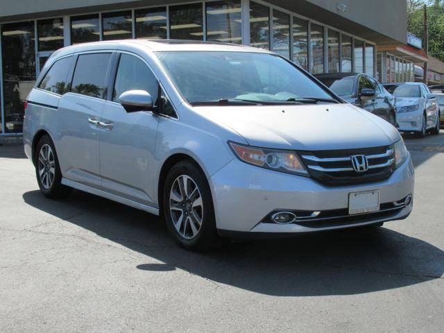 2014 Honda Odyssey Touring — Minivan — 115,848 mi — Fairfax, VA