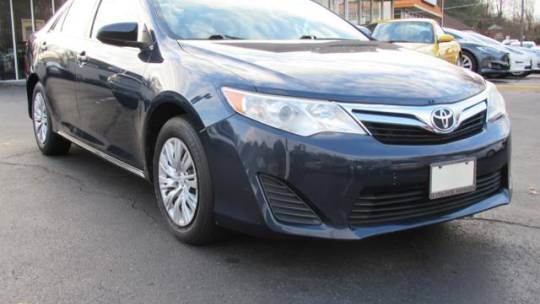 2014 Toyota Camry LE — Sedan — 63,997 mi — Fairfax, VA