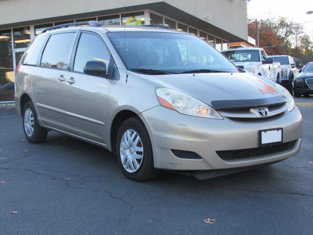 2008 Toyota Sienna CE — Minivan — 274,284 mi — Fairfax, VA
