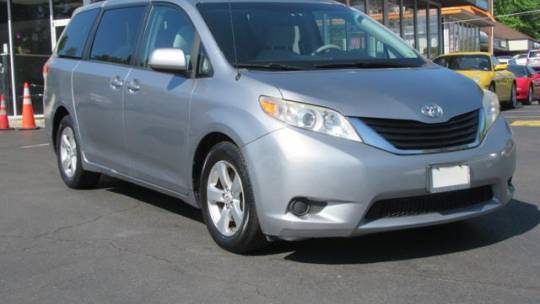 2012 Toyota Sienna LE