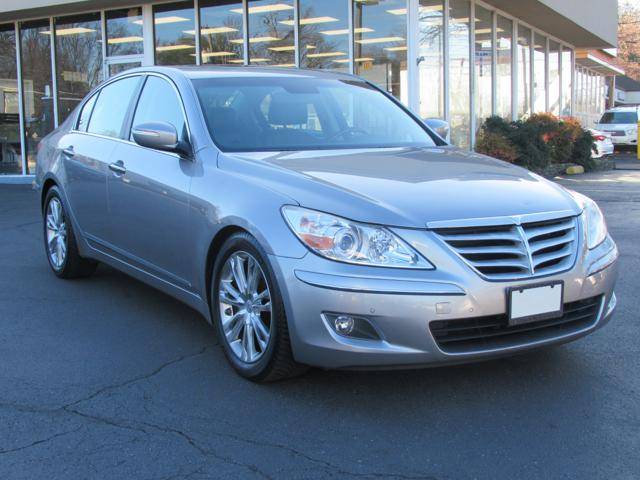 2009 Hyundai Genesis 4.6 — Sedan — 99,259 mi — Fairfax, VA