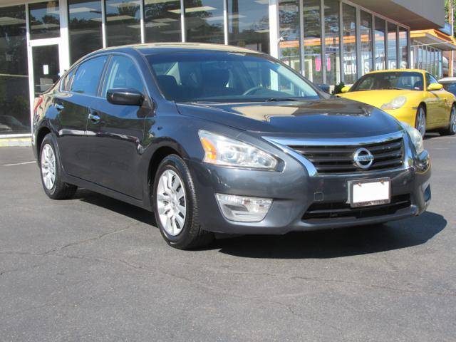 2013 Nissan Altima 2.5 S — Sedan — 84,657 mi — Fairfax, VA