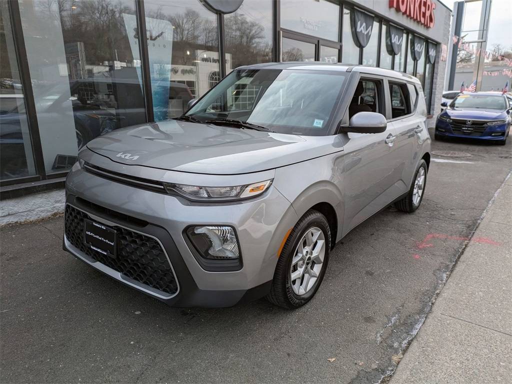 2022 Kia Soul LX — Hatchback — 56,578 mi — Yonkers, NY