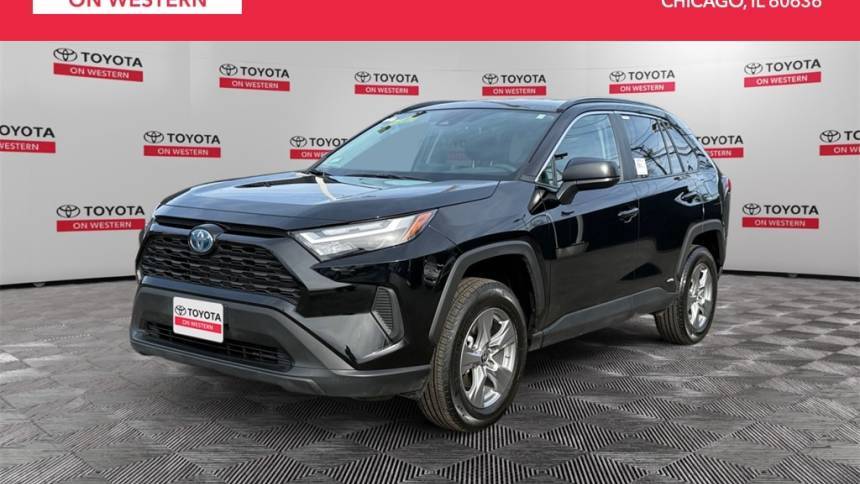 2024 Toyota RAV4 Hybrid LE — SUV — 3,202 mi — Chicago, IL
