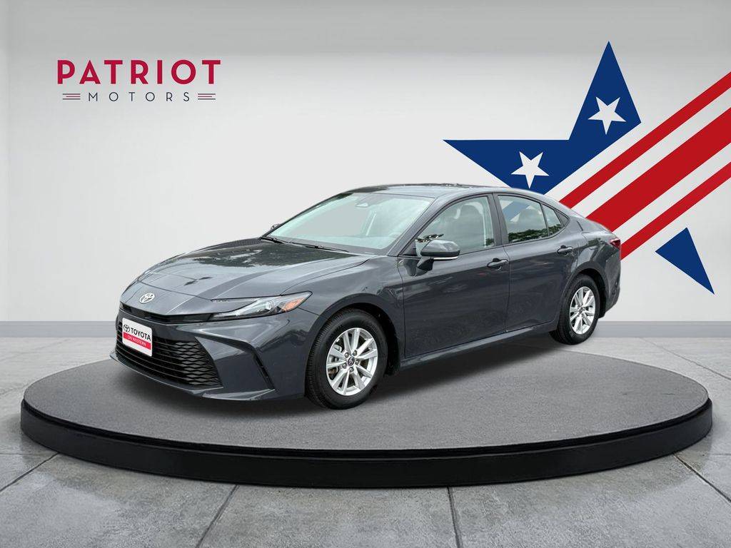 2025 Toyota Camry Hybrid LE — Sedan — 11,958 mi — Chicago, IL