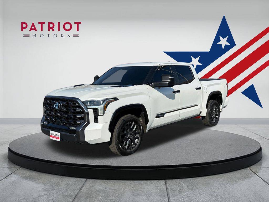2022 Toyota Tundra Hybrid Platinum — Pickup Truck — 25,705 mi — Chicago, IL