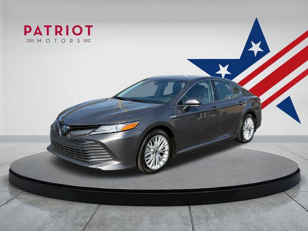 2020 Toyota Camry Hybrid XLE — Sedan — 54,008 mi — Chicago, IL