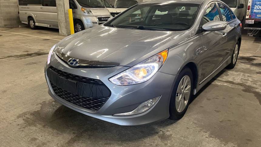 2015 Hyundai Sonata Hybrid Base — Sedan — 31,117 mi — Seattle, WA