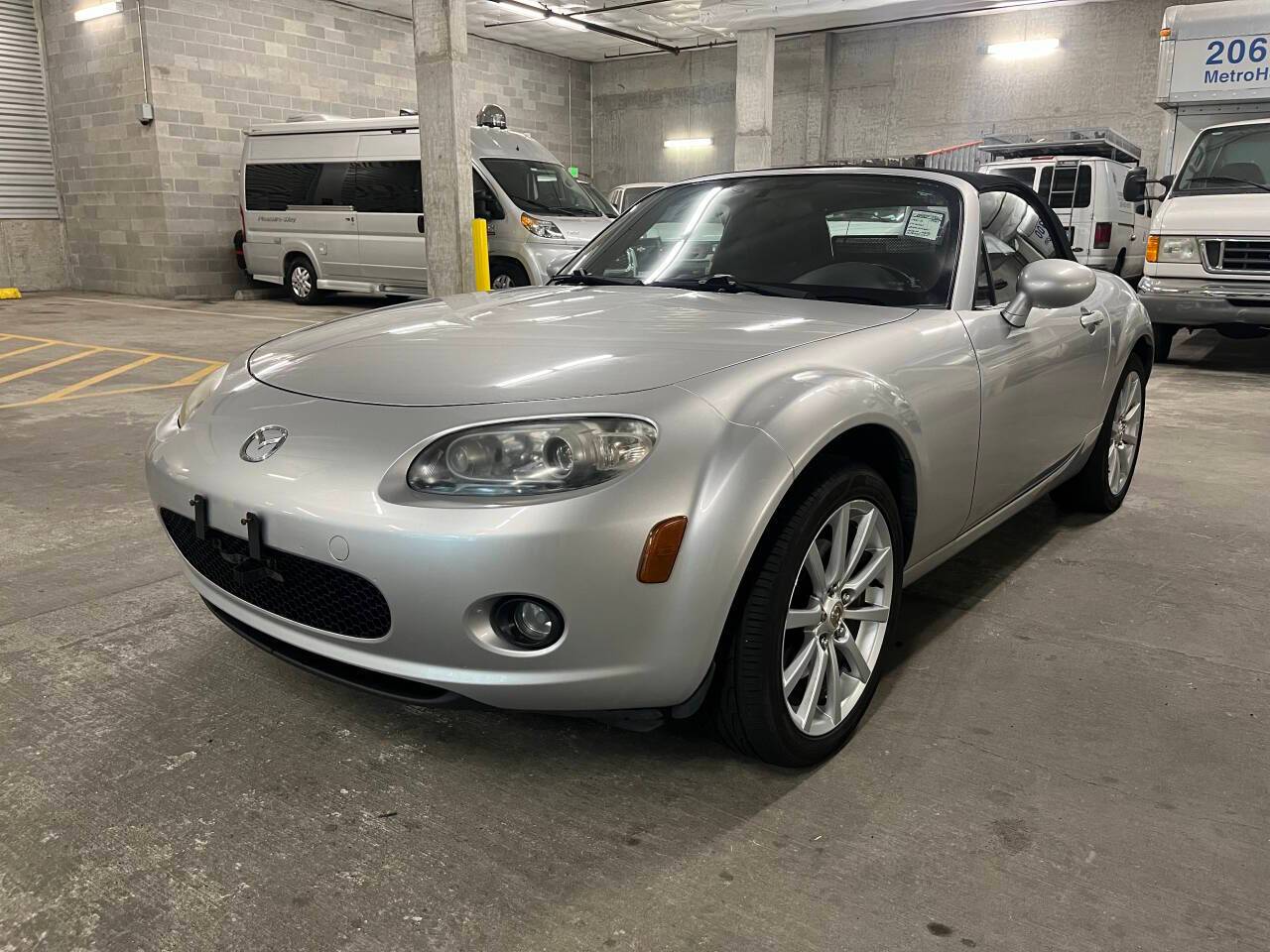 2006 Mazda MX-5 Miata Base — Convertible — 110,661 mi — Seattle, WA