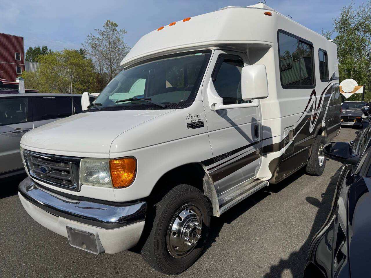 2004 Ford Econoline Commercial Cutaway E-350