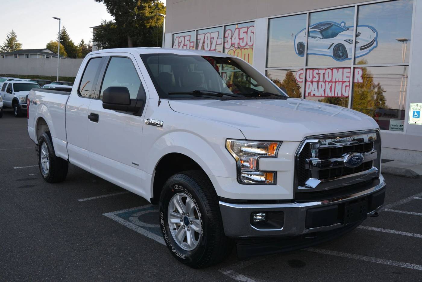 2017 Ford F-150 XLT — Pickup Truck — 24,297 mi — Lynnwood, WA
