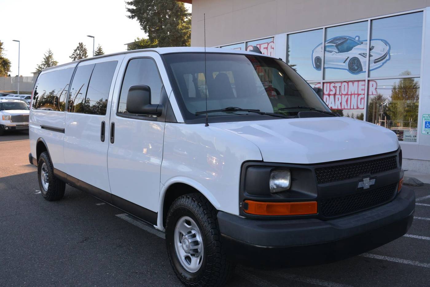 2017 Chevrolet Express Passenger LS — Passenger Van — 71,927 mi — Lynnwood, WA