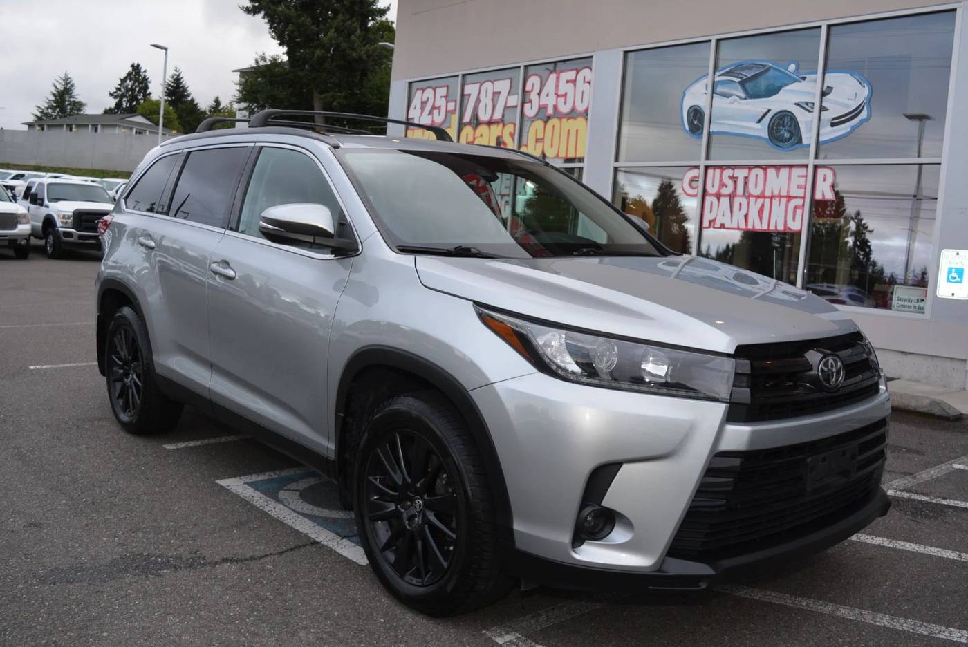 2019 Toyota Highlander SE V6 — SUV — 84,357 mi — Lynnwood, WA