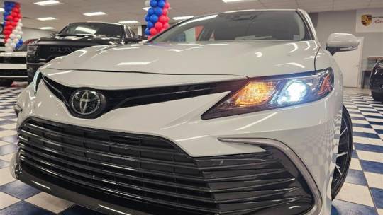 2024 Toyota Camry SE — Sedan — 17,258 mi — Manassas, VA