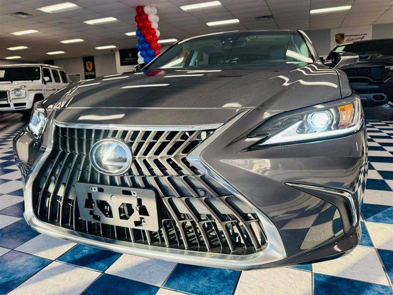 2023 Lexus ES ES 300h — Sedan — 29,854 mi — Manassas, VA