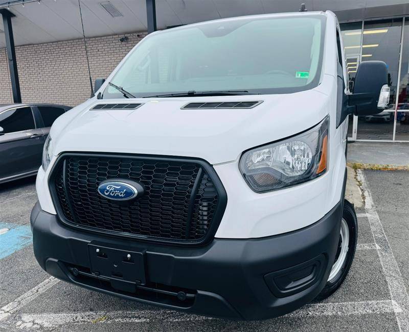 2022 Ford Transit Passenger Wagon T-350 XL — Passenger Van — 25,892 mi — Manassas, VA