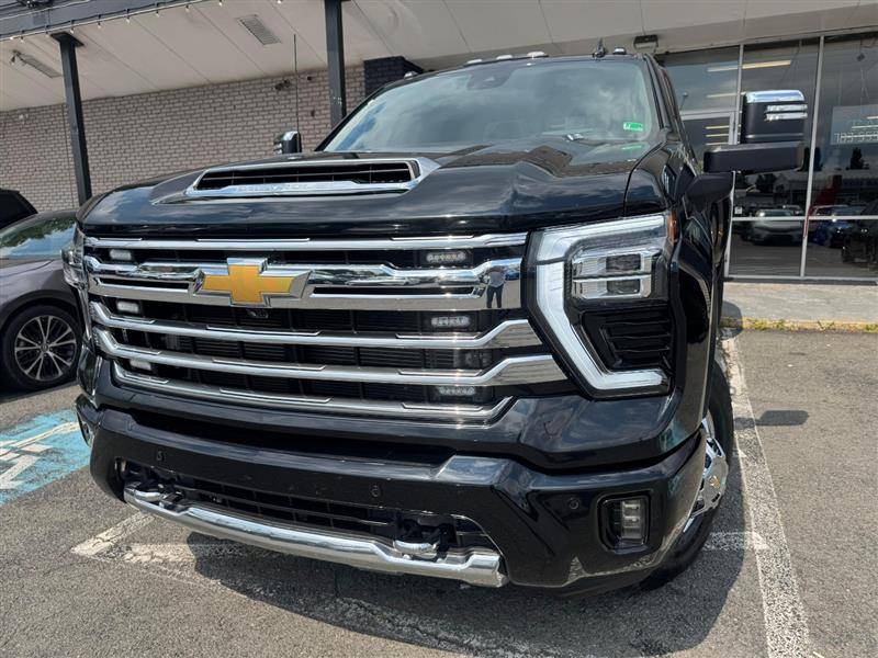 2024 Chevrolet Silverado 3500HD High Country — Pickup Truck — 52,955 mi — Manassas, VA