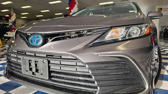 2022 Toyota Camry Hybrid LE — Sedan — 56,708 mi — Manassas, VA