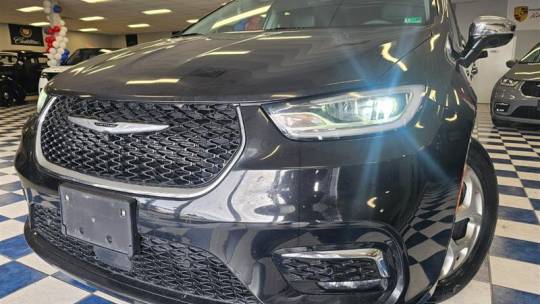 2022 Chrysler Pacifica Limited — Minivan — 83,709 mi — Manassas, VA
