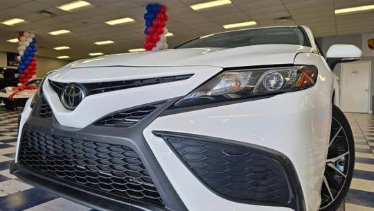 2022 Toyota Camry SE — Sedan — 94,860 mi — Manassas, VA