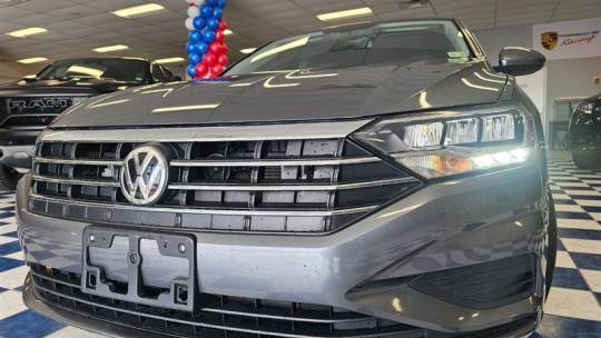 2021 Volkswagen Jetta SE — Sedan — 97,051 mi — Manassas, VA