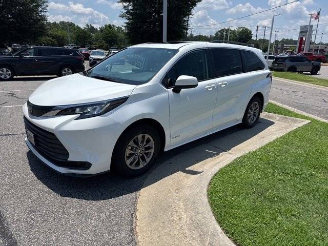 2021 Toyota Sienna LE — Minivan — 45,566 mi — Mechanicsville, VA