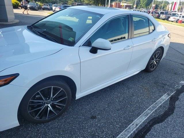 2021 Toyota Camry SE — Sedan — 136,356 mi — Mechanicsville, VA