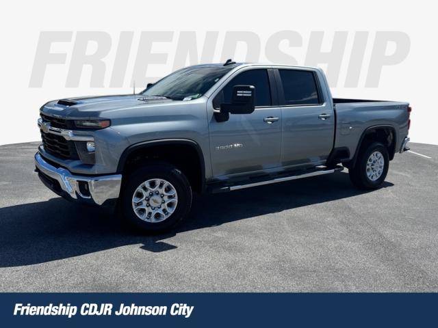 2025 Chevrolet Silverado 3500HD LT — Pickup Truck — 1,985 mi — Johnson City, TN