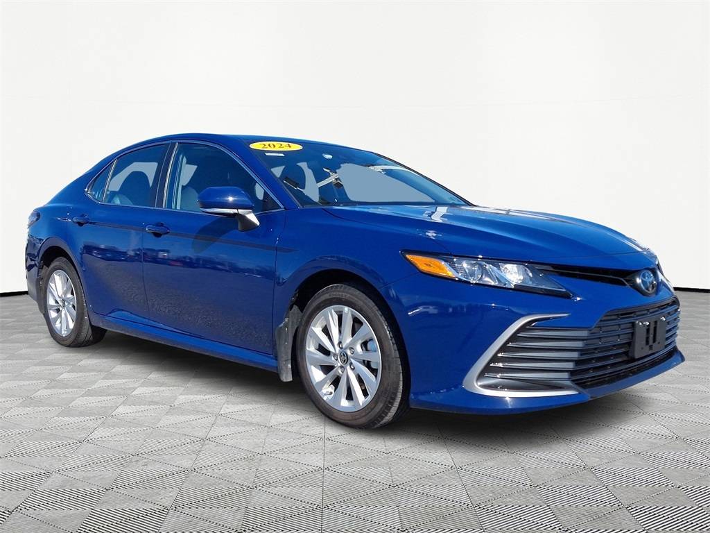 2024 Toyota Camry LE — Sedan — 14,670 mi — Allentown, PA