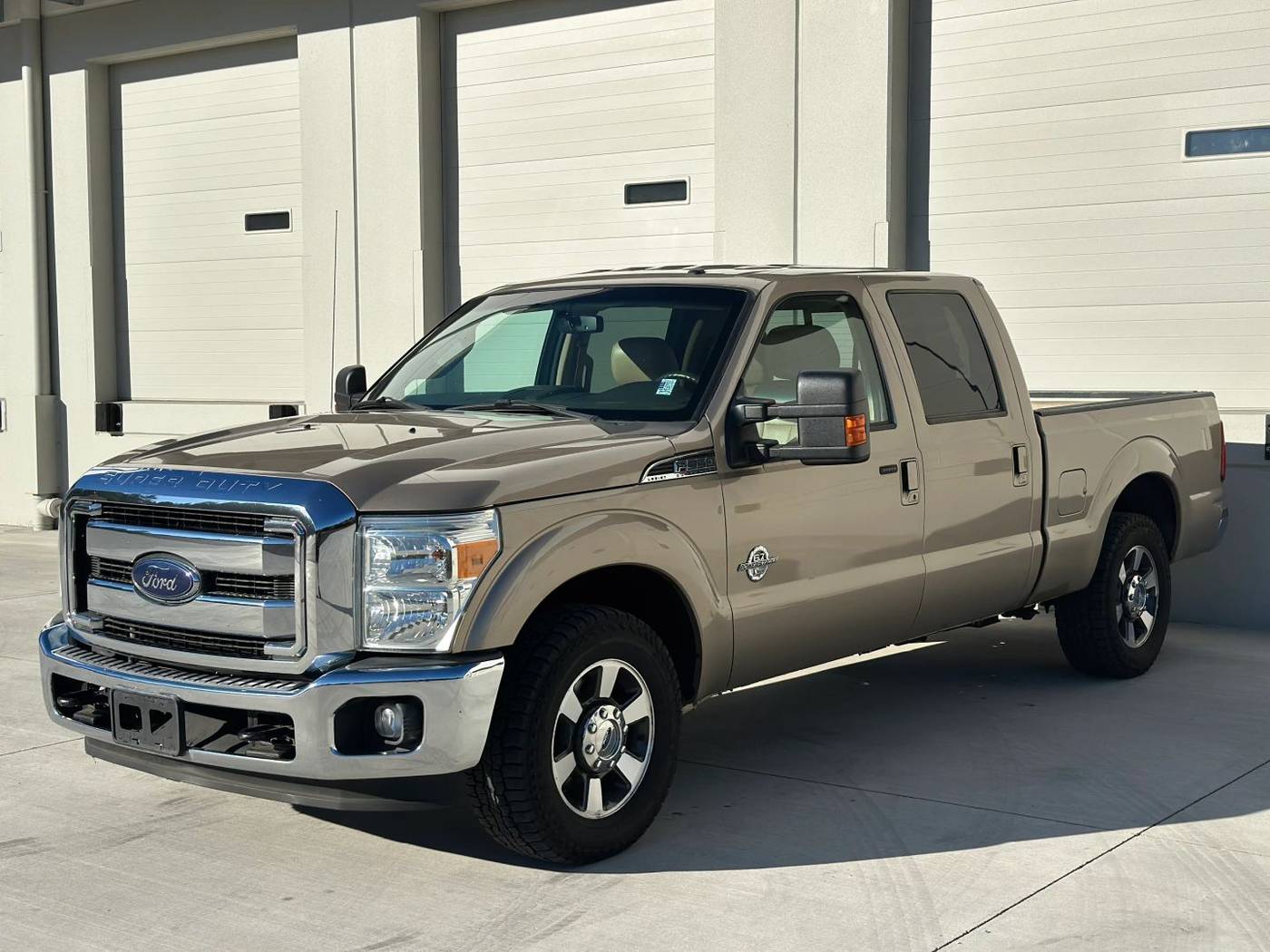 2014 Ford Super Duty F-350 Lariat — Pickup Truck — 201,902 mi — Portland, OR