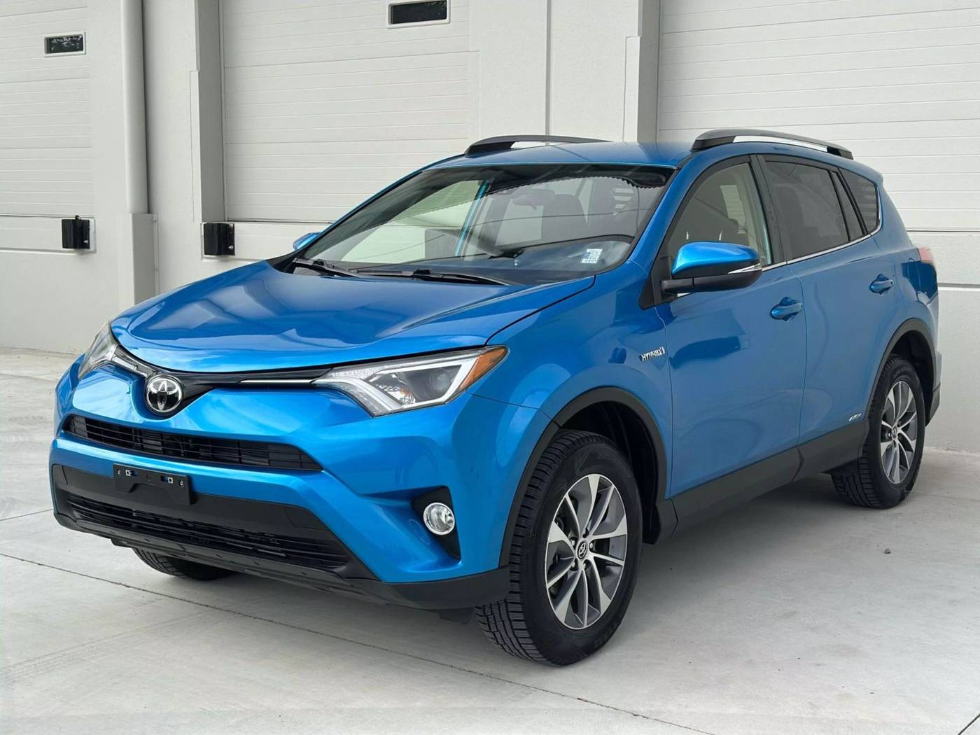 2018 Toyota RAV4 Hybrid LE — SUV — 74,317 mi — Portland, OR