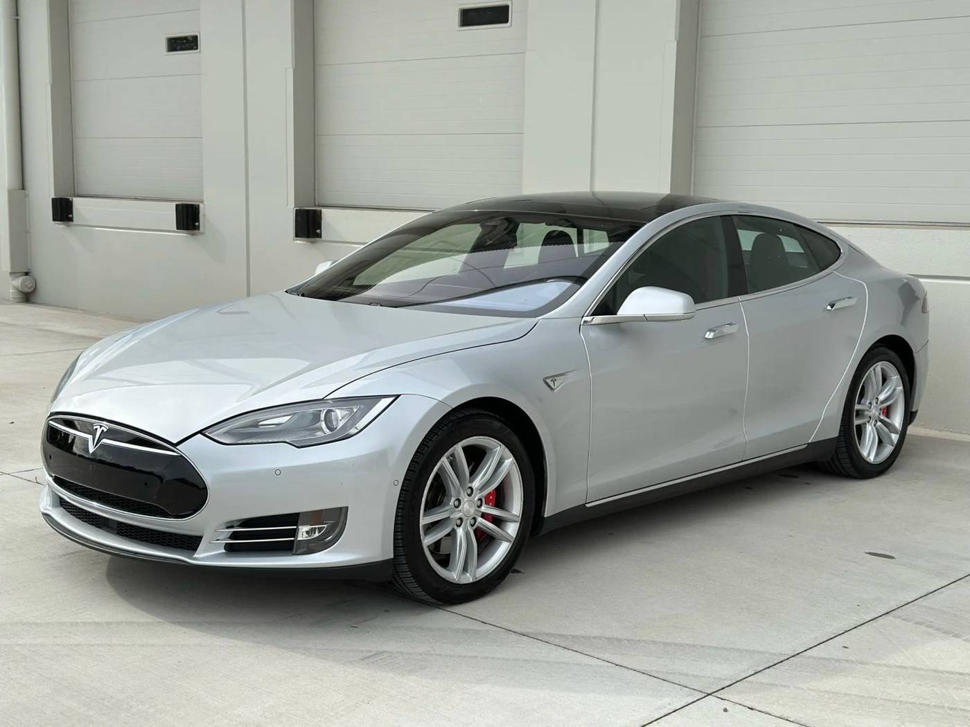 2014 Tesla Model S 60 — Hatchback — 66,893 mi — Portland, OR