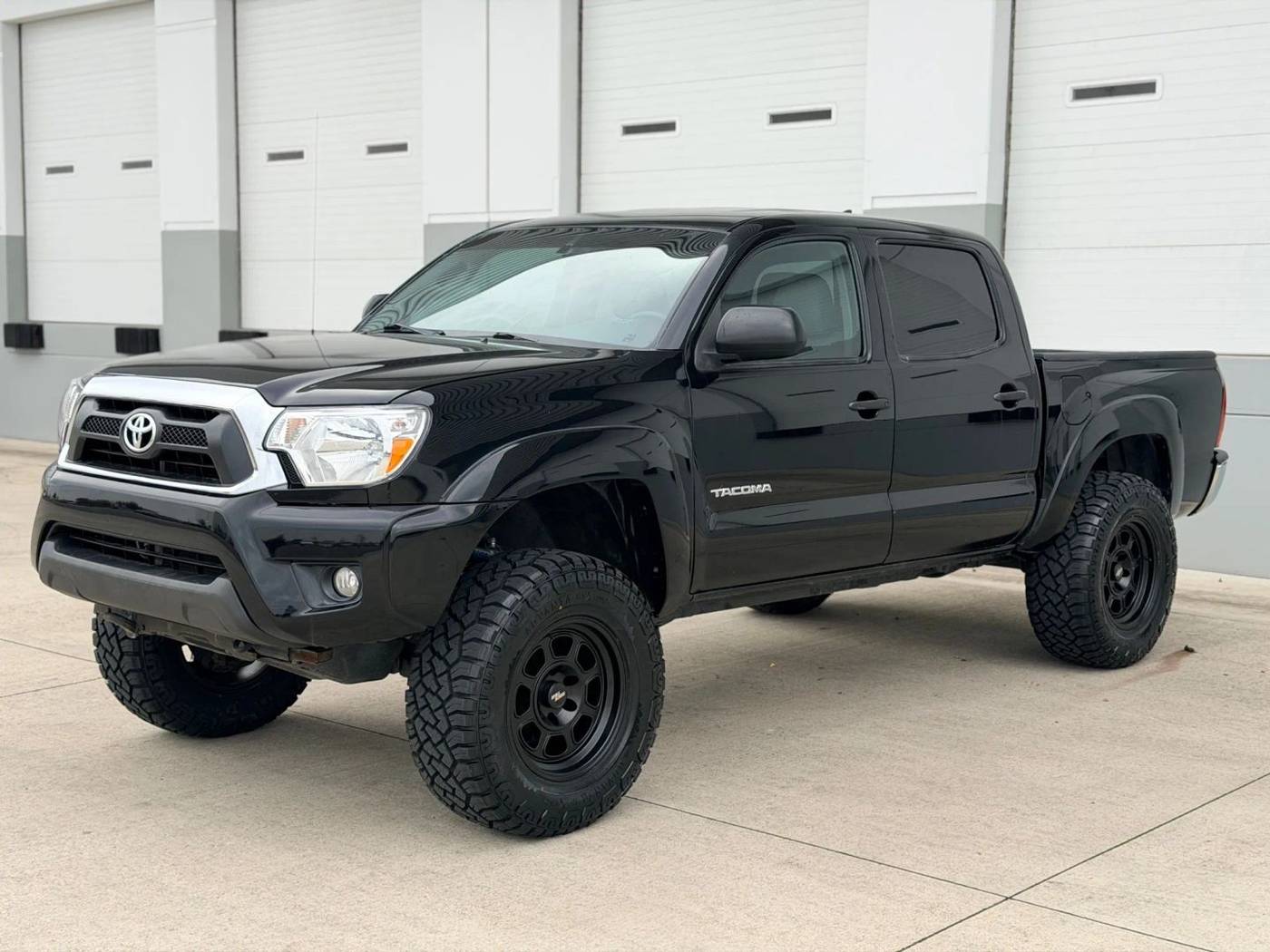2014 Toyota Tacoma Base — Pickup Truck — 92,074 mi — Portland, OR