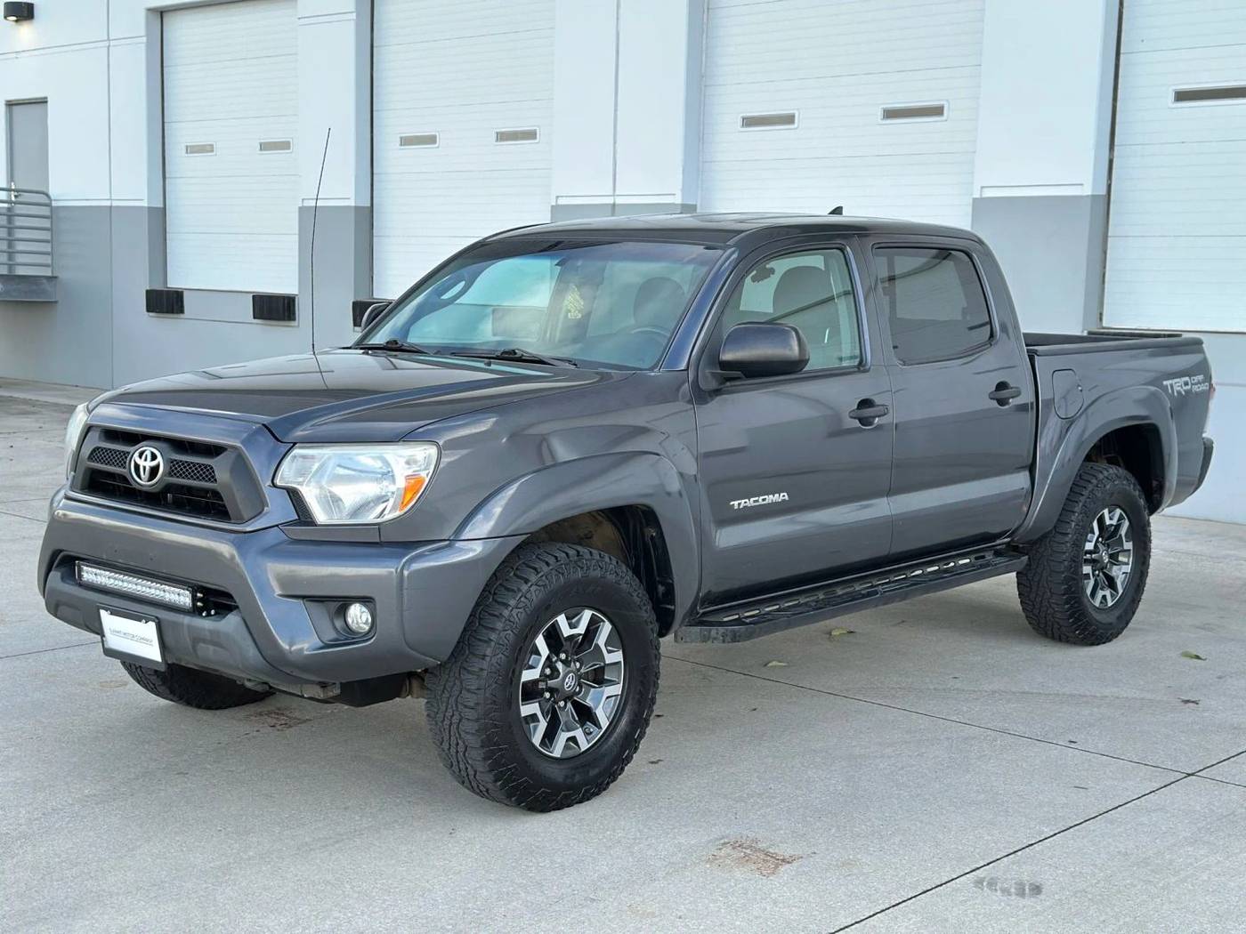2015 Toyota Tacoma Base — Pickup Truck — 131,461 mi — Portland, OR