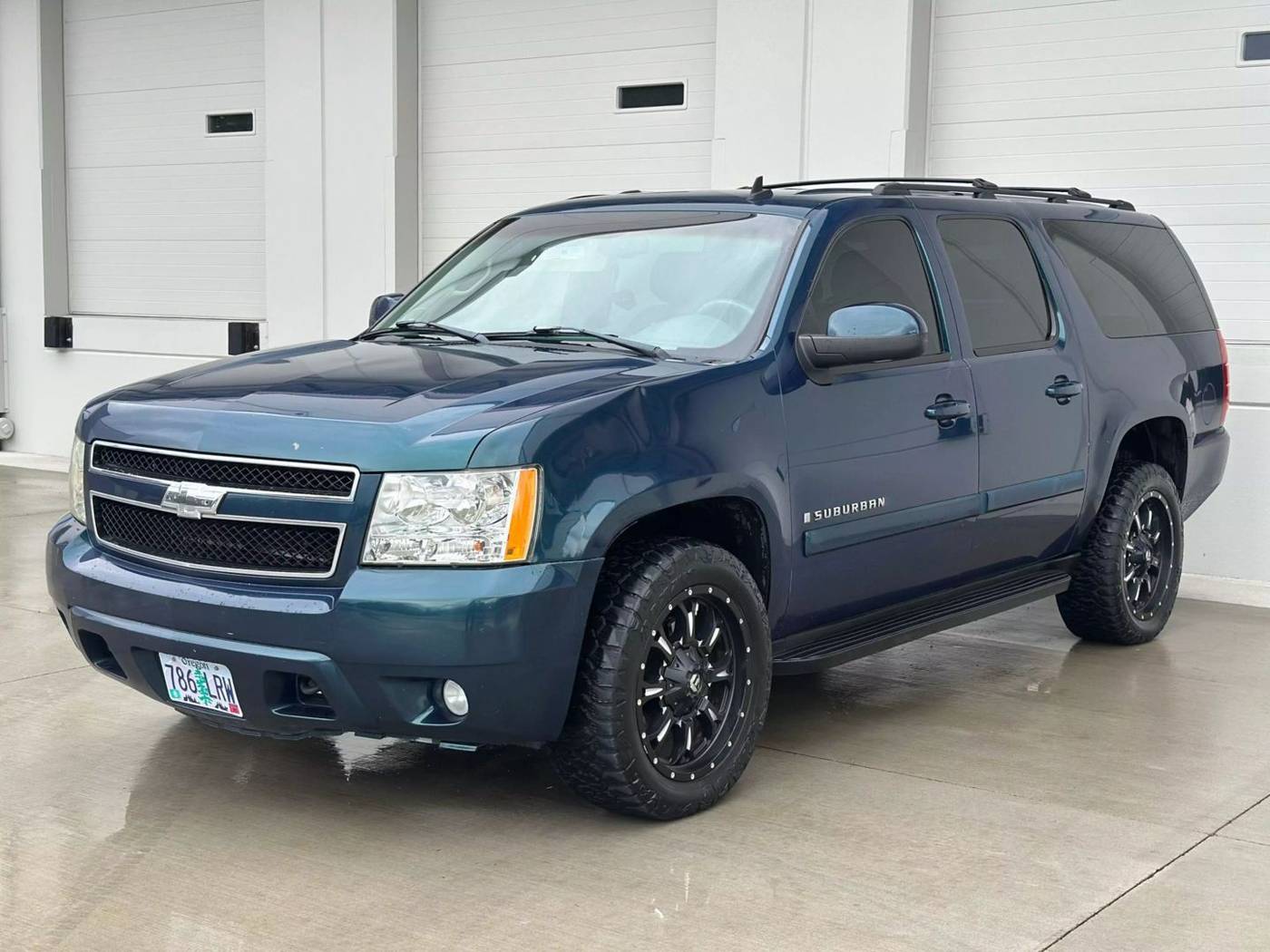 2007 Chevrolet Suburban LT — SUV — 190,412 mi — Portland, OR