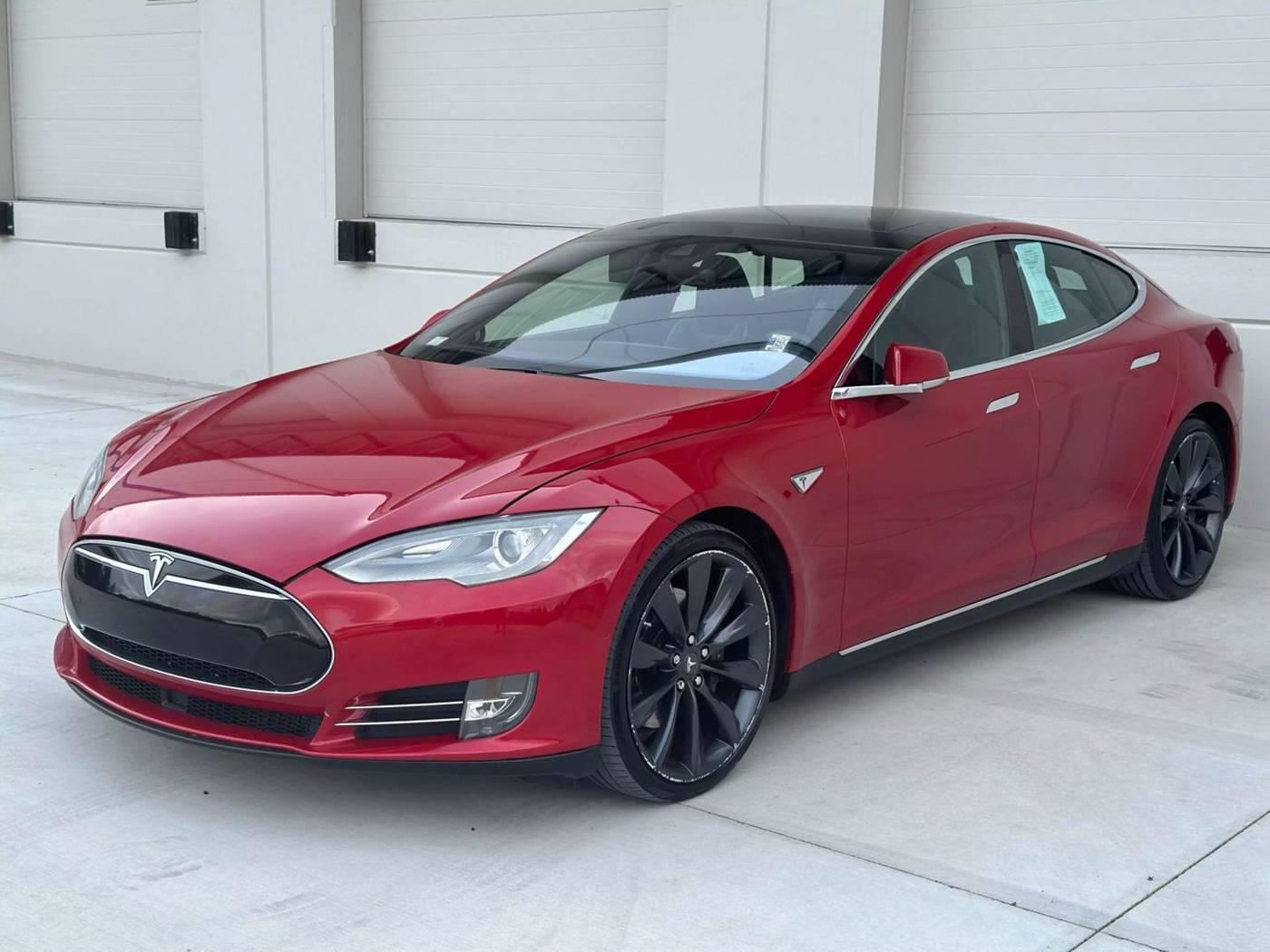 2015 Tesla Model S 90D — Hatchback — 90,165 mi — Portland, OR