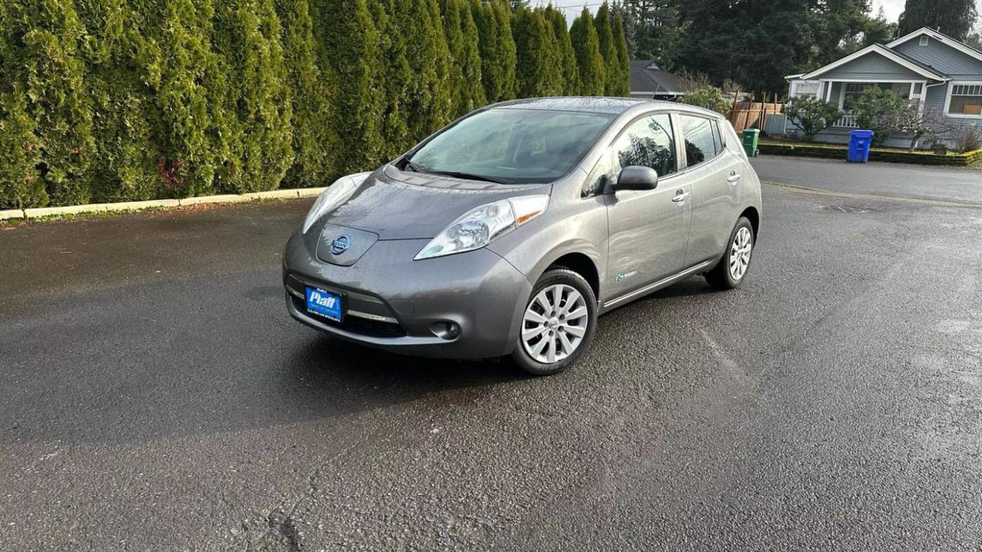 2015 Nissan LEAF S — Hatchback — 58,424 mi — Milwaukie, OR