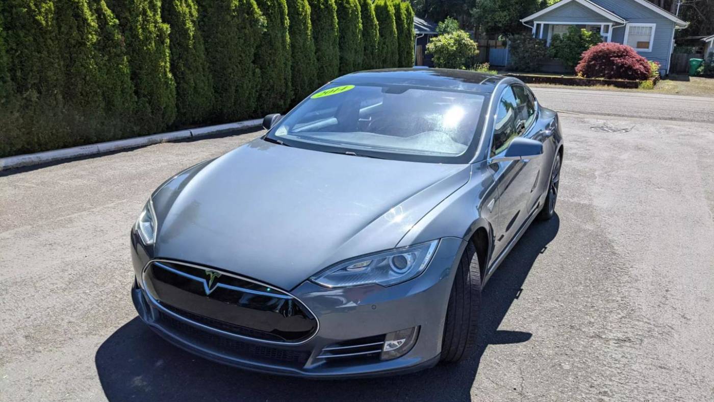 2014 Tesla Model S P85 — Hatchback — 65,365 mi — Milwaukie, OR