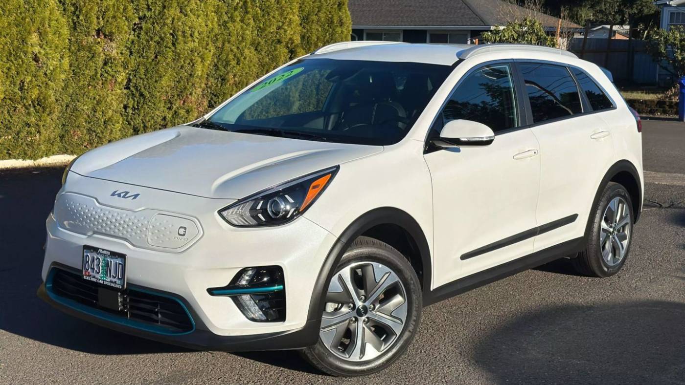 2022 Kia Niro EV EX — SUV — 17,172 mi — Milwaukie, OR