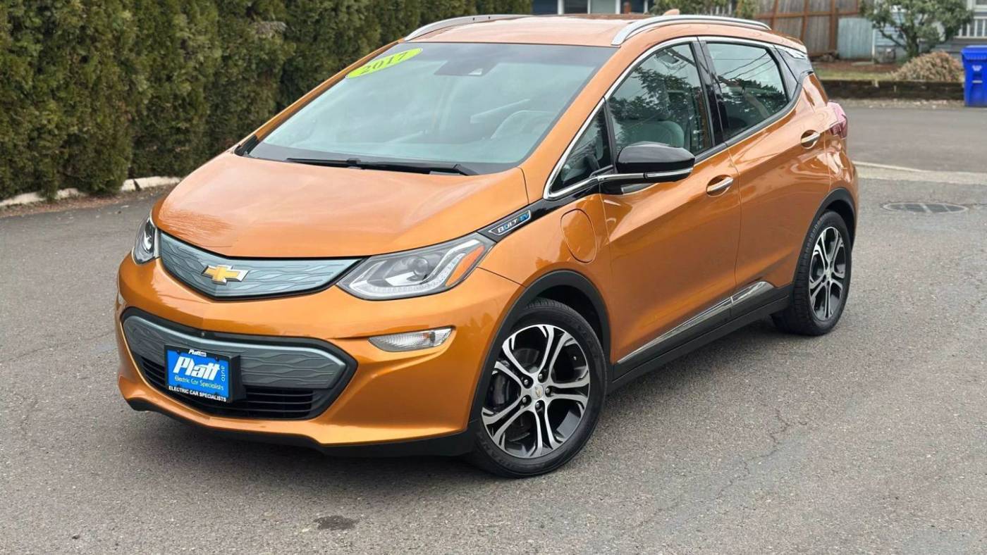 2017 Chevrolet Bolt EV Premier — Hatchback — 92,333 mi — Milwaukie, OR